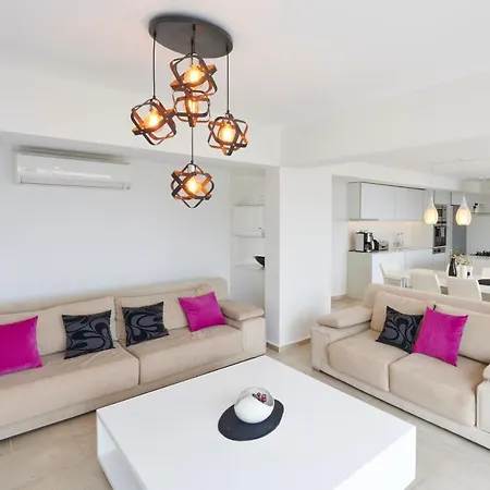 Villa Luxus Skyla Mit 5 Schlafzimmern & Meer-blick Kaş