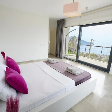 Luxus Skyla Mit 5 Schlafzimmern & Meer-blick Villa