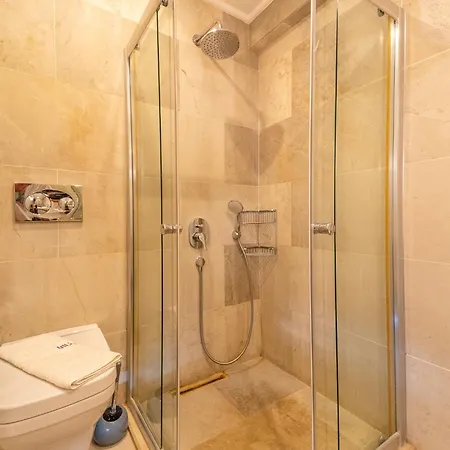 Luxus Skyla Mit 5 Schlafzimmern & Meer-blick Villa *