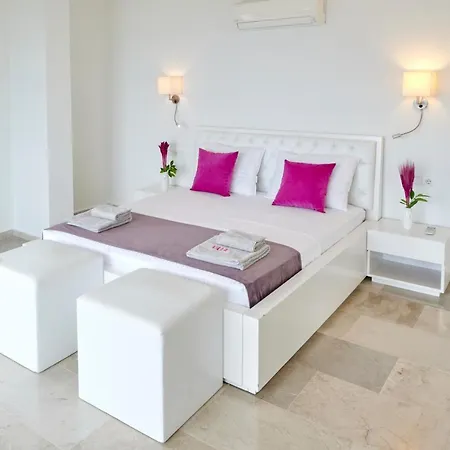 Luxus Skyla Mit 5 Schlafzimmern & Meer-blick Willa