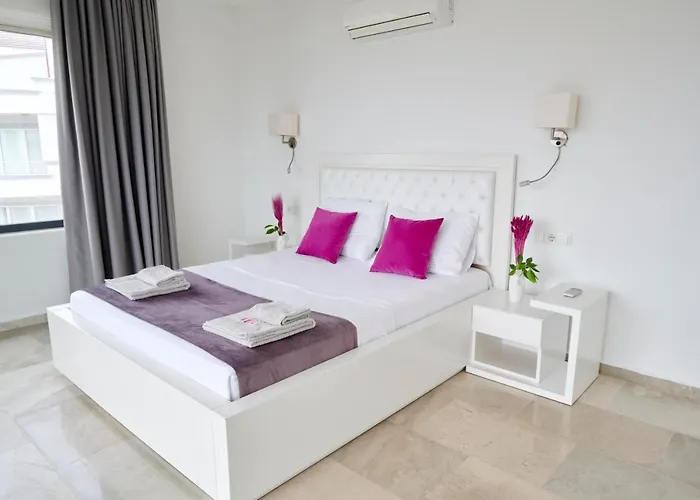 Luxus Skyla Mit 5 Schlafzimmern & Meer-blick