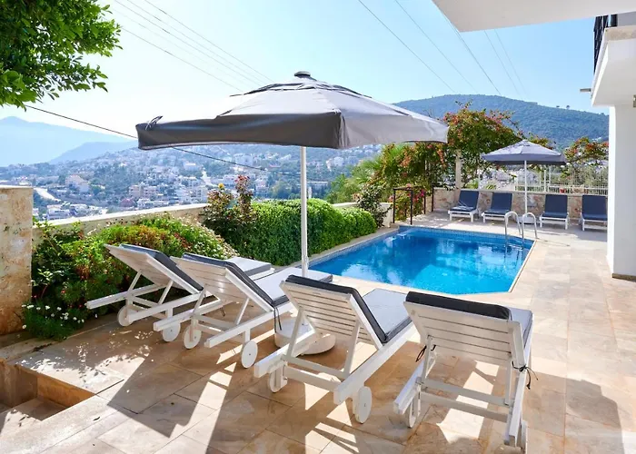 Luxus Skyla Mit 5 Schlafzimmern & Meer-blick Villa