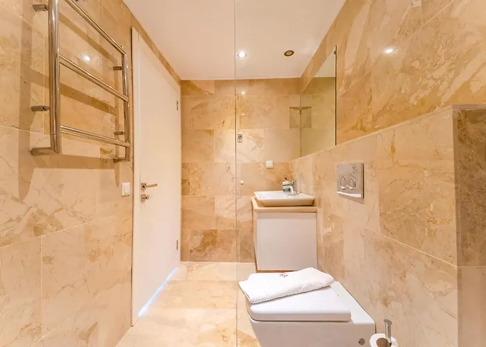 Luxus Skyla Mit 5 Schlafzimmern & Meer-blick Villa *