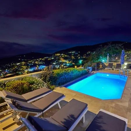 Luxus Skyla Mit 5 Schlafzimmern&meer-blick Villa Kaş